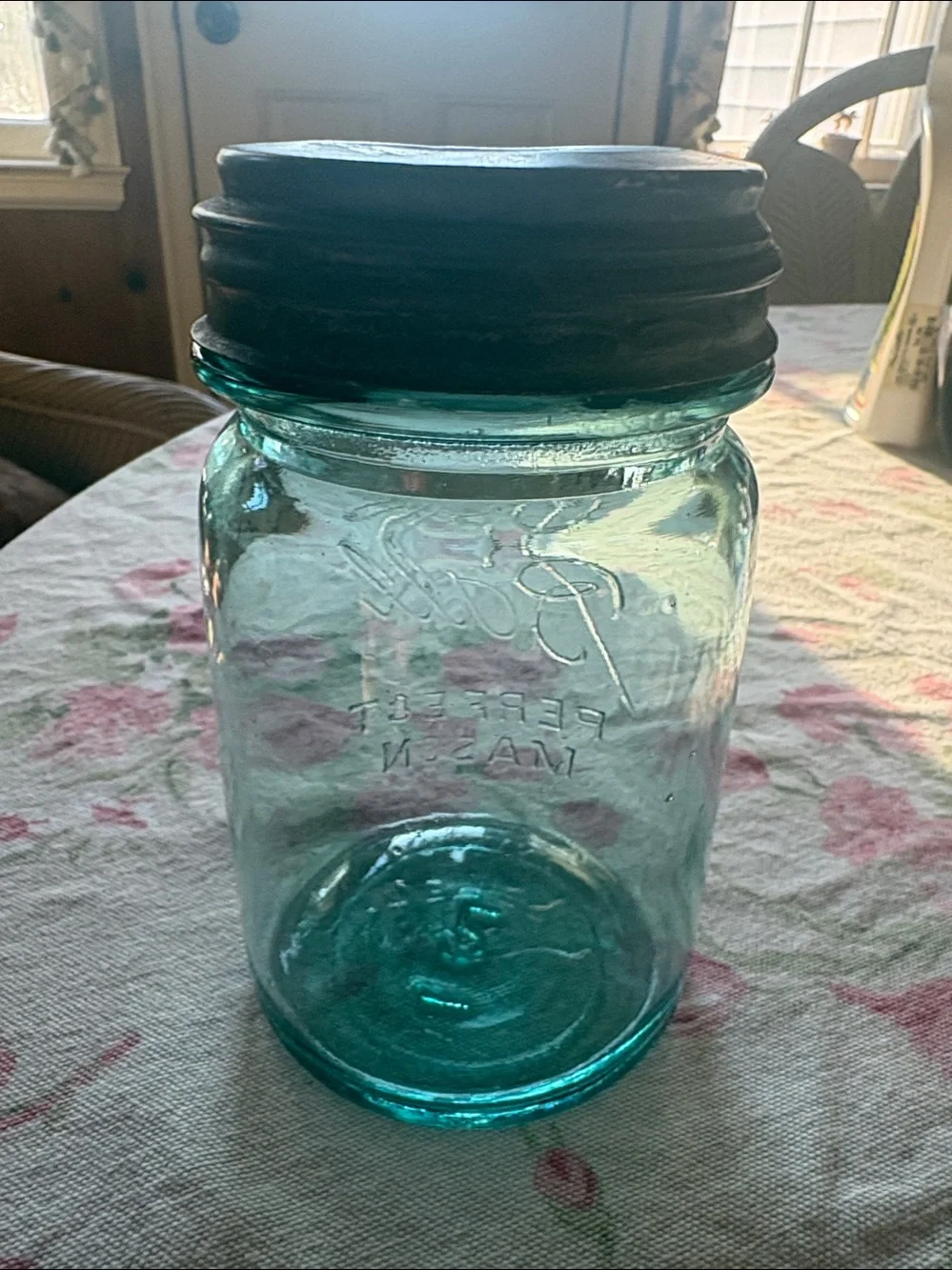 Vintage Blue Aqua Glass Ball Perfect Mason Jar Pint Size Zinc Lid 1910-1923